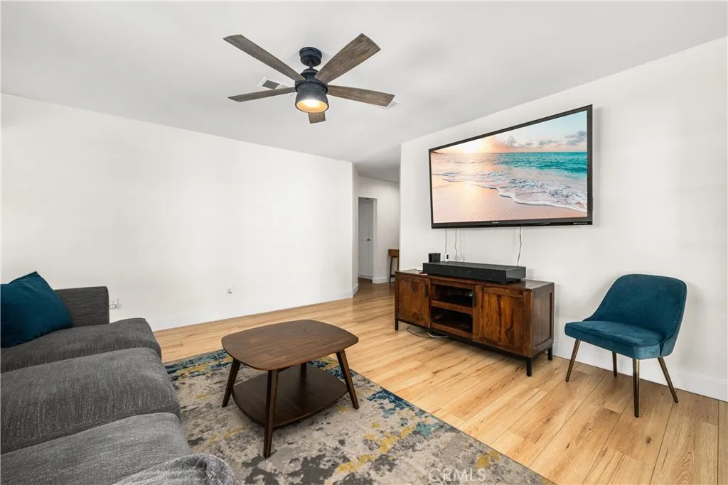 Additional image 73 of 5735 E Wardlow Rd, Long Beach, CA 90808
