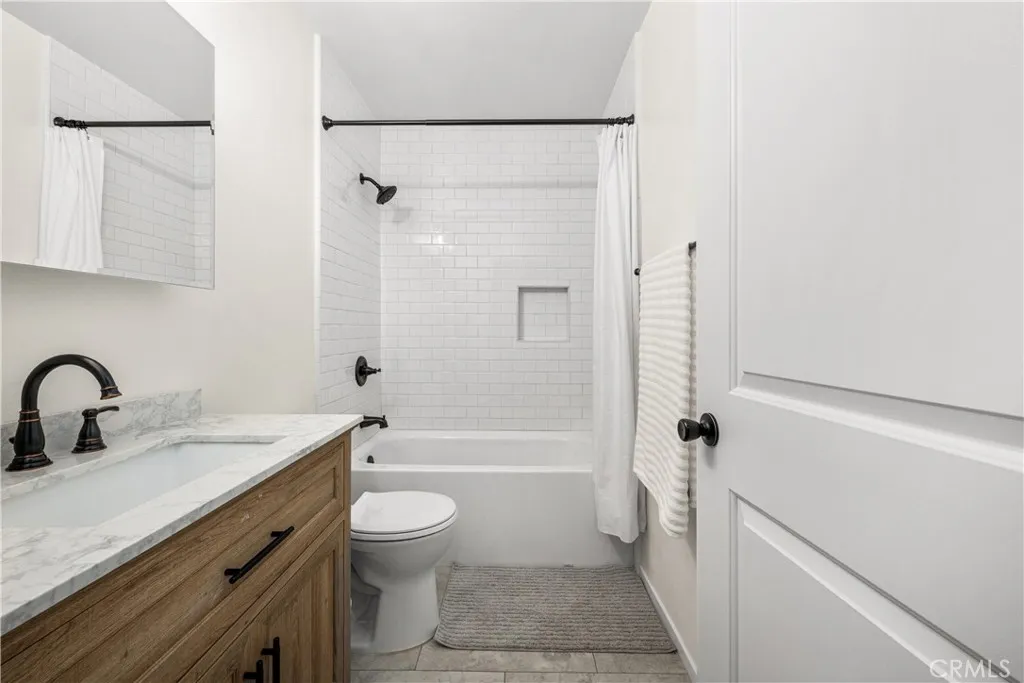 Additional image 105 of 5735 E Wardlow Rd, Long Beach, CA 90808
