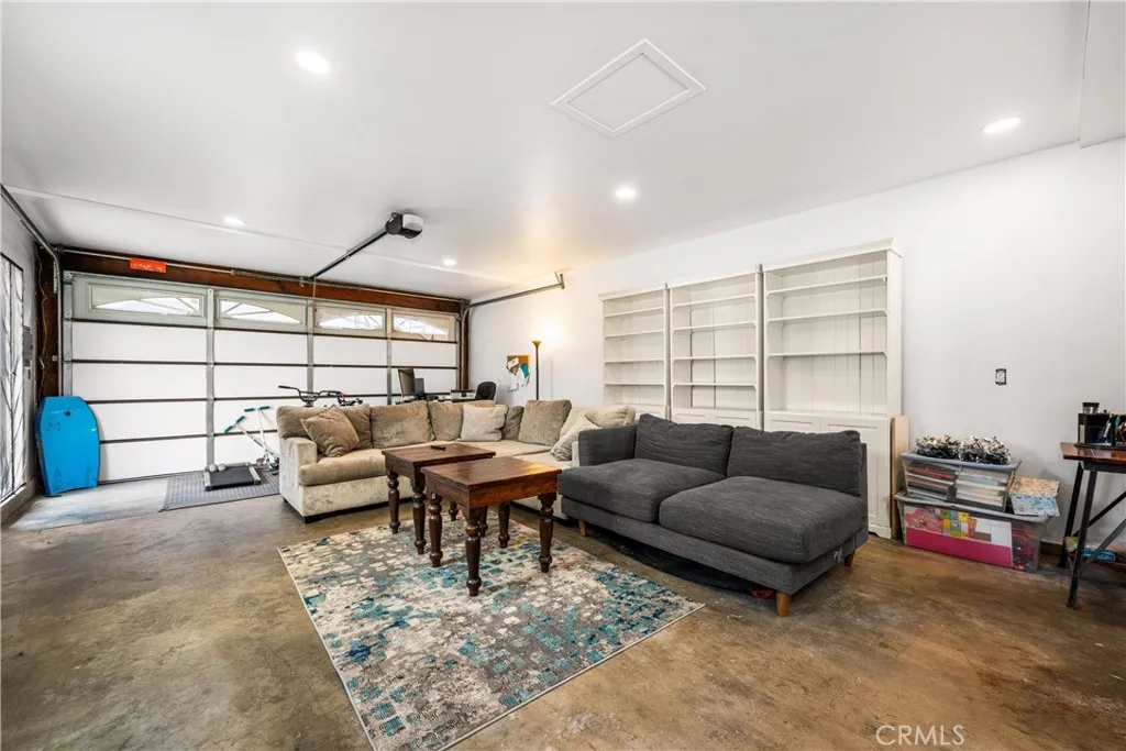Additional image 107 of 5735 E Wardlow Rd, Long Beach, CA 90808