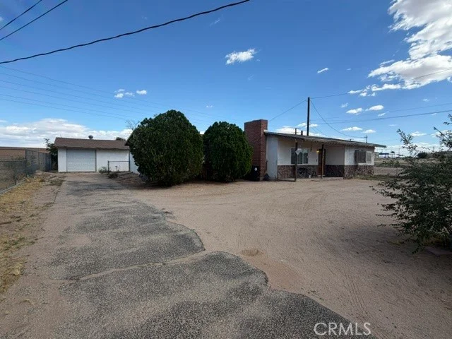 18250 Delicious Street, Adelanto, CA 92301