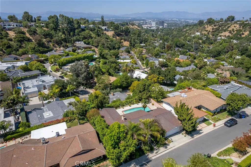 Additional image 35 of 15407 Stonewood Terrace, Sherman Oaks, CA 91403