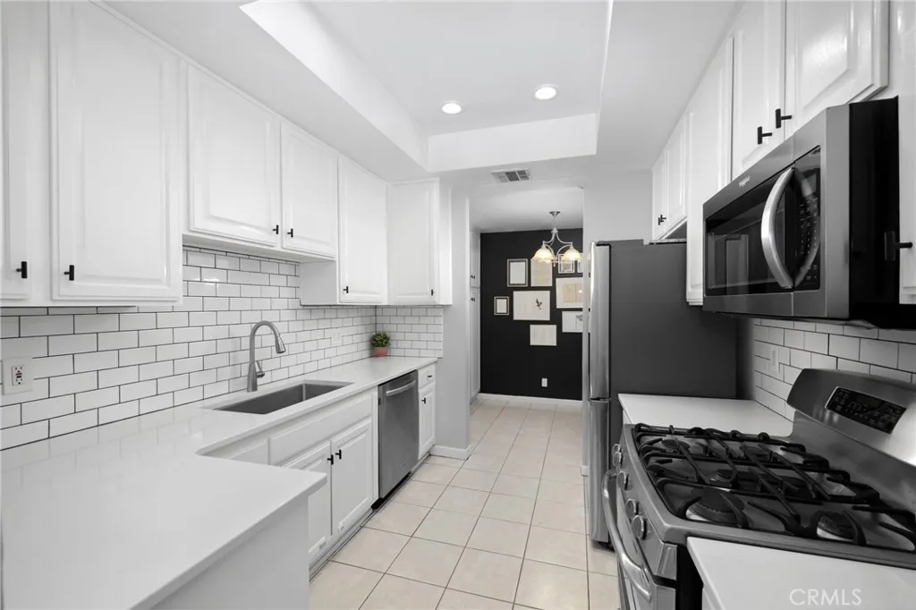 Additional image 17 of 1271 Granville Avenue Unit 102, Los Angeles, CA 90025