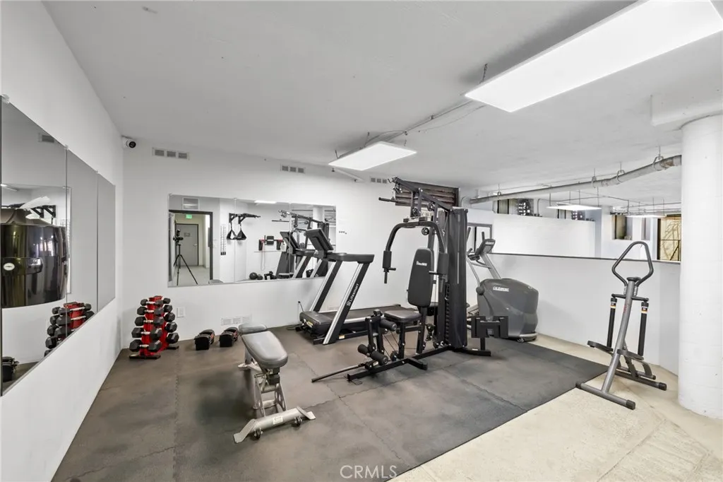 Additional image 37 of 1271 Granville Avenue Unit 102, Los Angeles, CA 90025