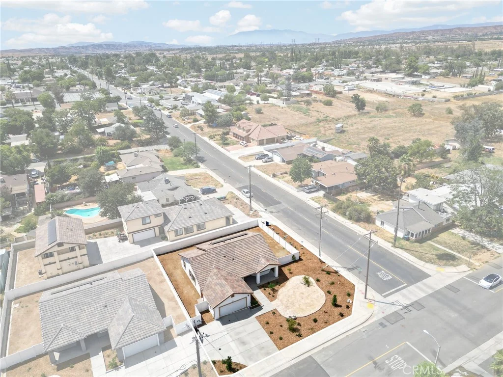 595 E 12th Street, Beaumont, CA 92223