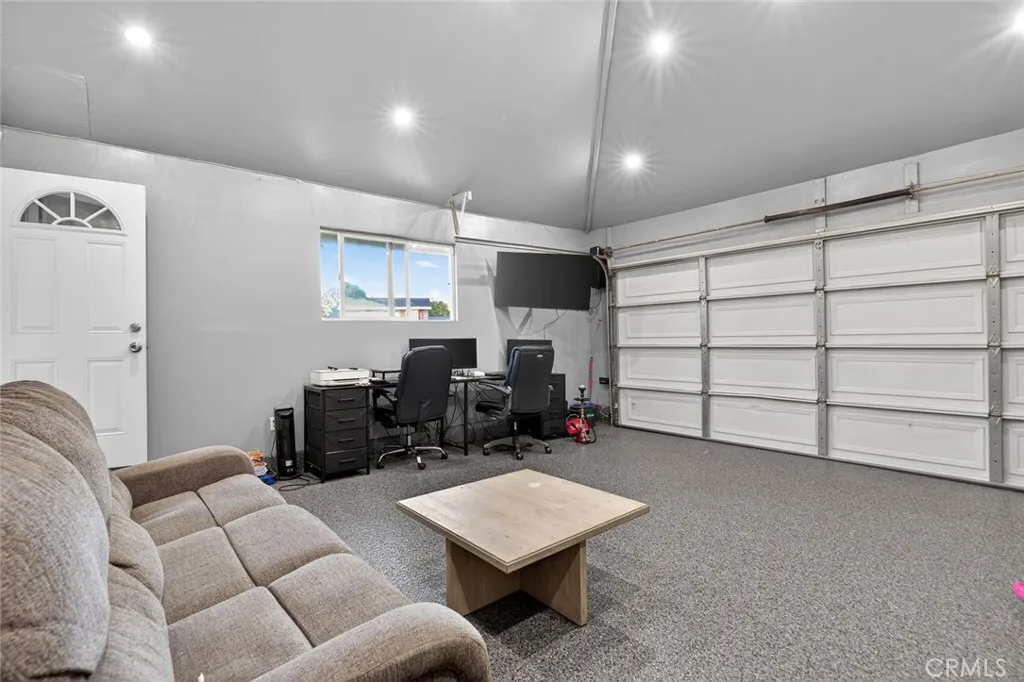 Additional image 115 of 16751 Londelius St, Northridge, CA 91343