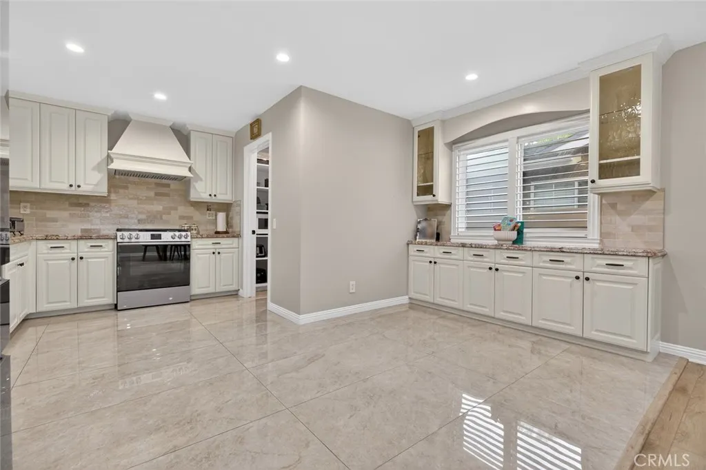 Additional image 72 of 16751 Londelius St, Northridge, CA 91343