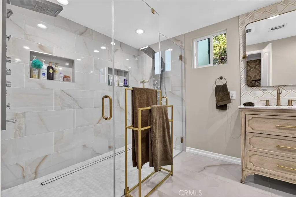 Additional image 100 of 16751 Londelius St, Northridge, CA 91343