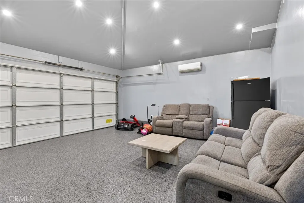 Additional image 55 of 16751 Londelius St, Northridge, CA 91343