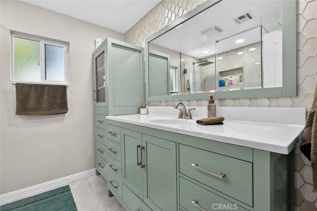 Additional image 33 of 16751 Londelius St, Northridge, CA 91343