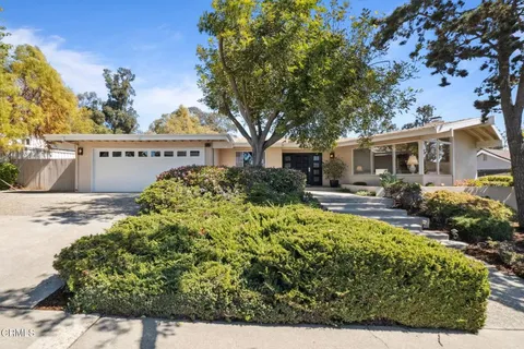 262 Crestwood Avenue, Ventura, CA 93003 - MLS#: V1-28629