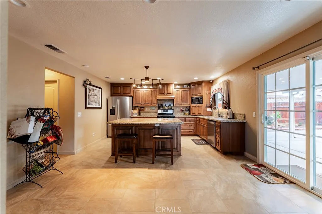 Additional image 60 of 14868 Arabian Run Ln, Victorville, CA 92394