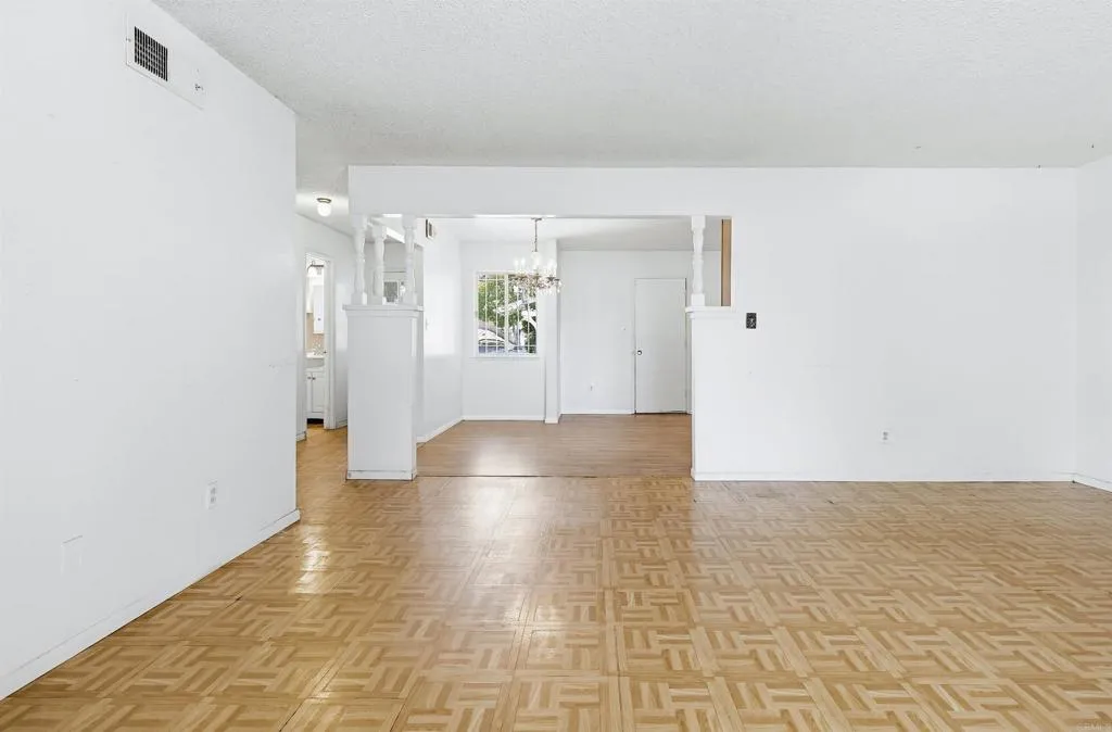 Additional image 13 of 7128 Jacmar Avenue, San Diego, CA 92114