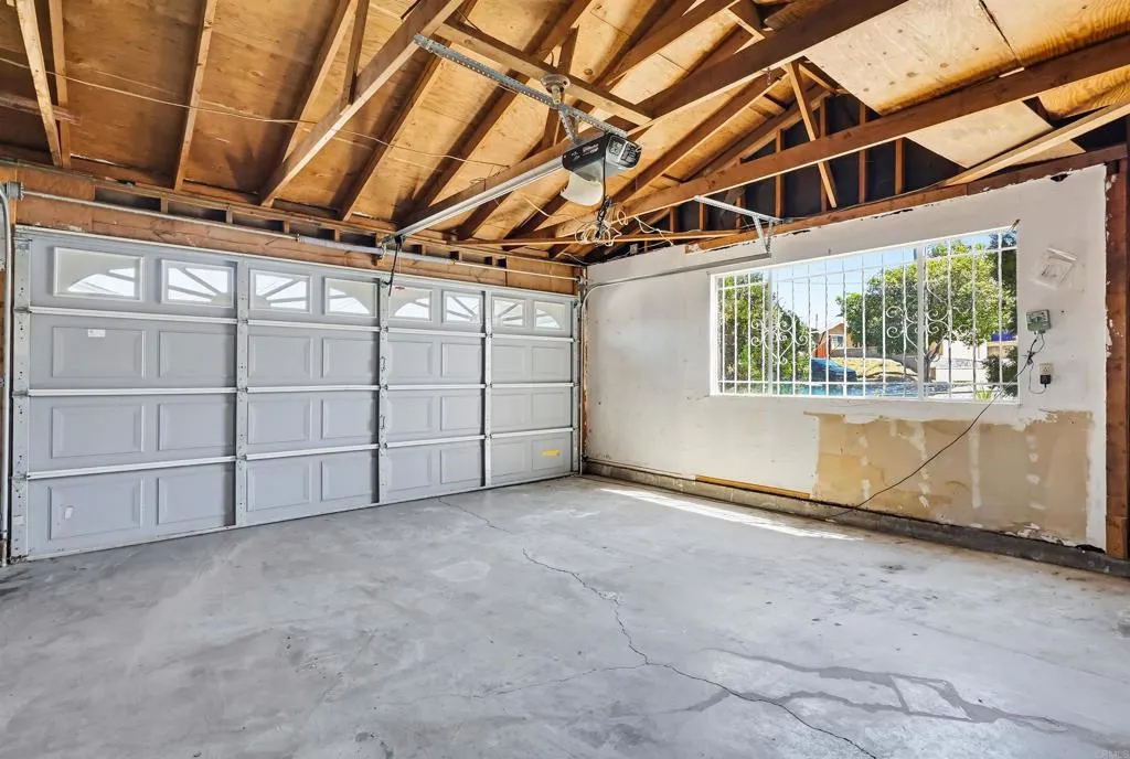 Additional image 32 of 7128 Jacmar Avenue, San Diego, CA 92114