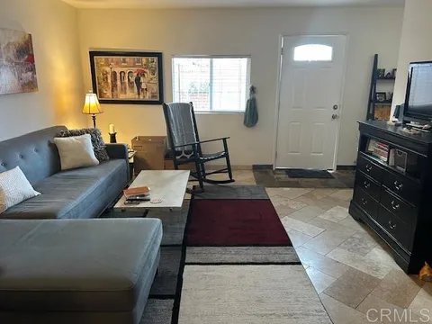 8635 Mellmanor Drive Unit B, La Mesa, CA MLS: PTP2501633