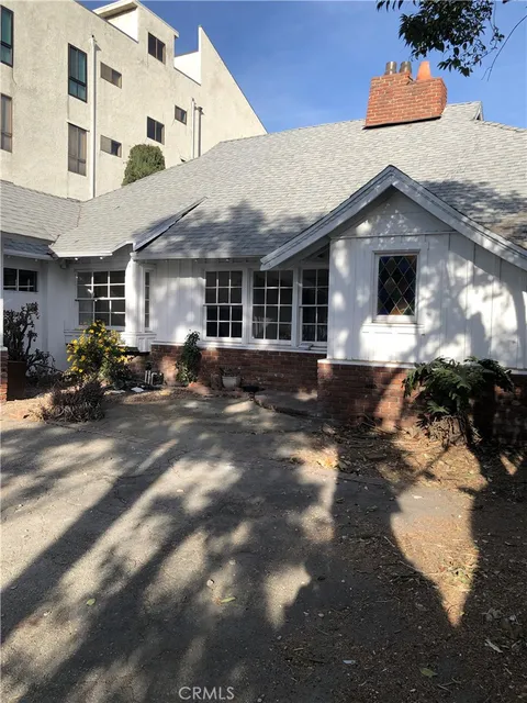 216 N Rose Street, Burbank, CA 91505 - MLS#: BB25017727