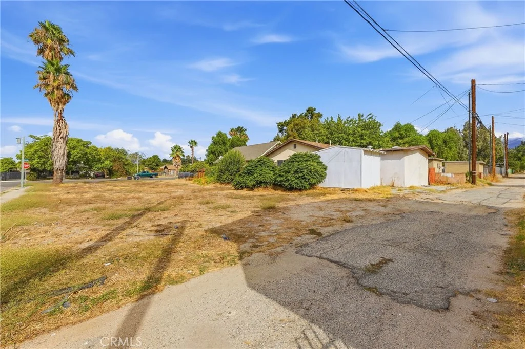 116 N 4th St, Banning, CA 92220
