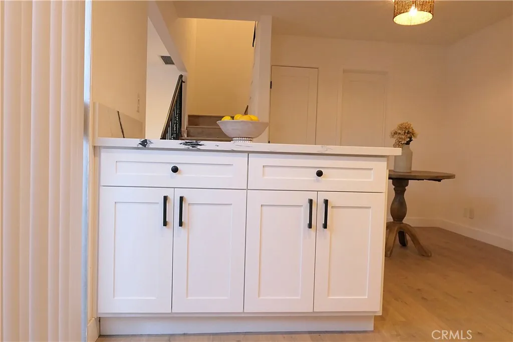 Additional image 6 of 7300 Lennox Ave Unit J3, Van Nuys, CA 91405