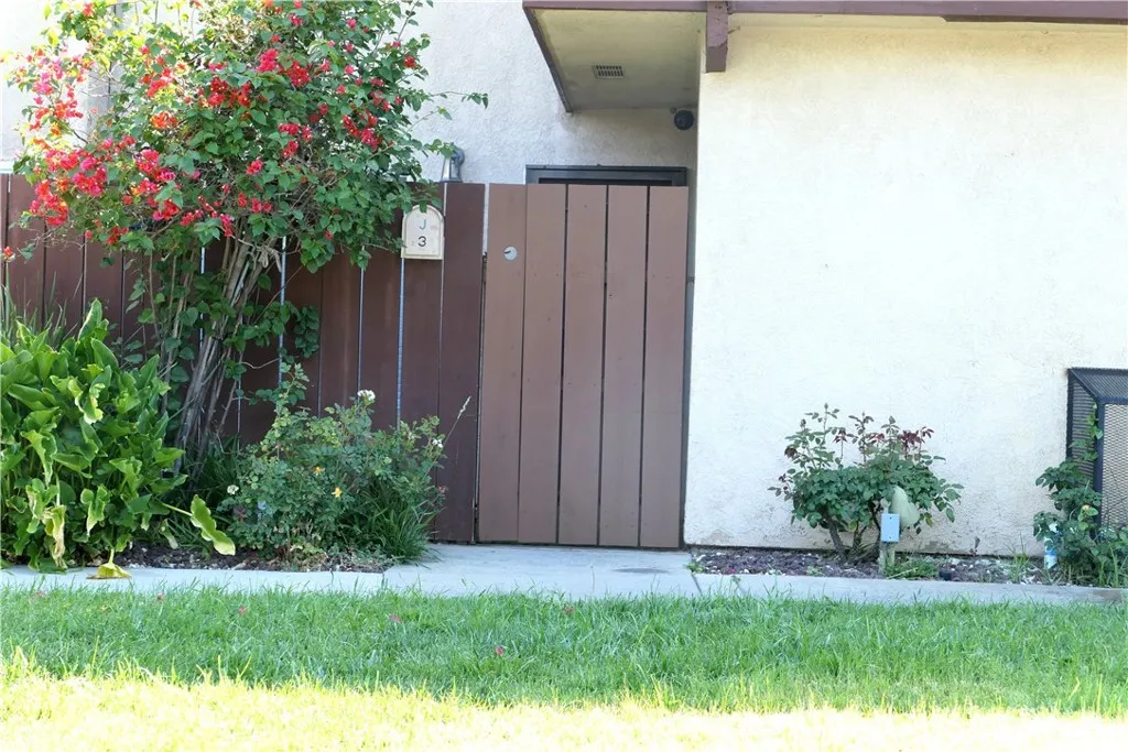 Additional image 33 of 7300 Lennox Ave Unit J3, Van Nuys, CA 91405