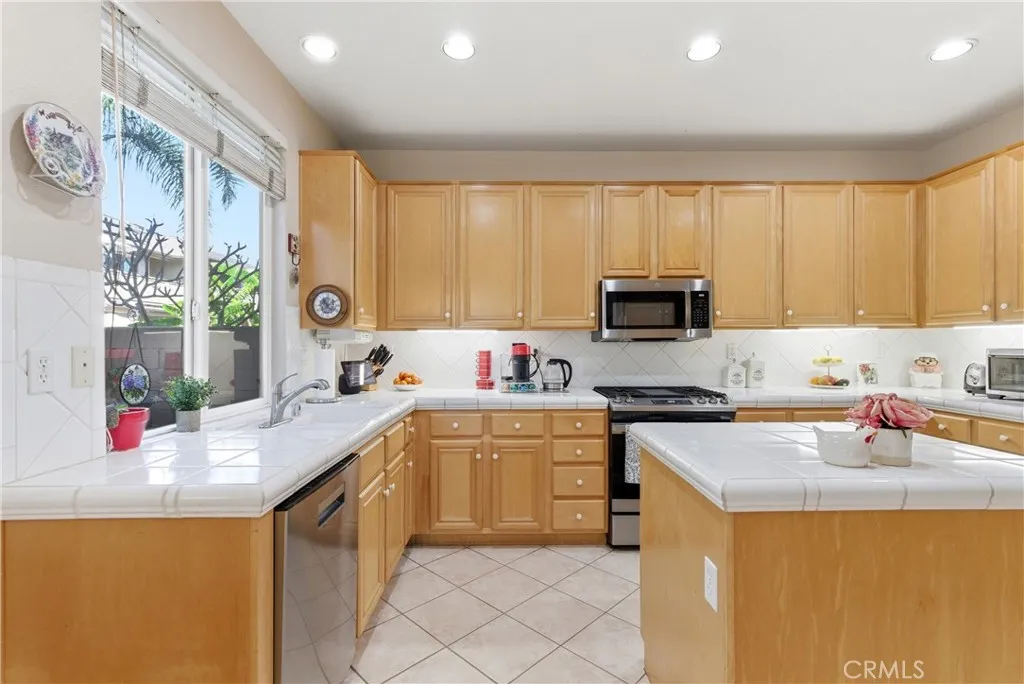 Additional image 11 of 7814 Orchid Dr, Huntington Beach, CA 92648