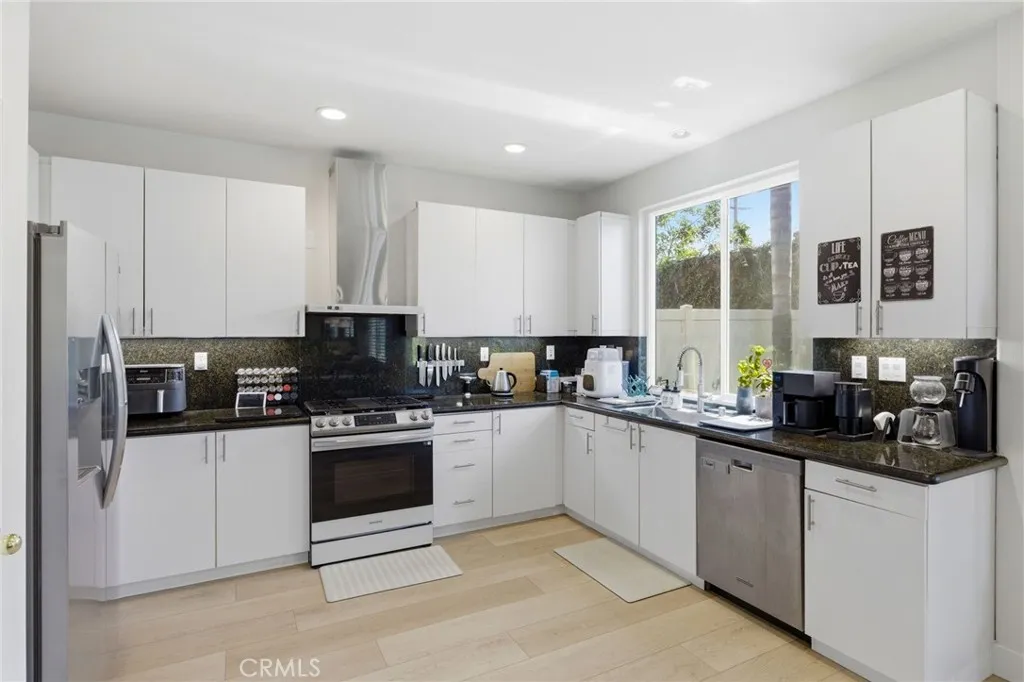 Additional image 69 of 102 Millbrook, Irvine, CA 92618