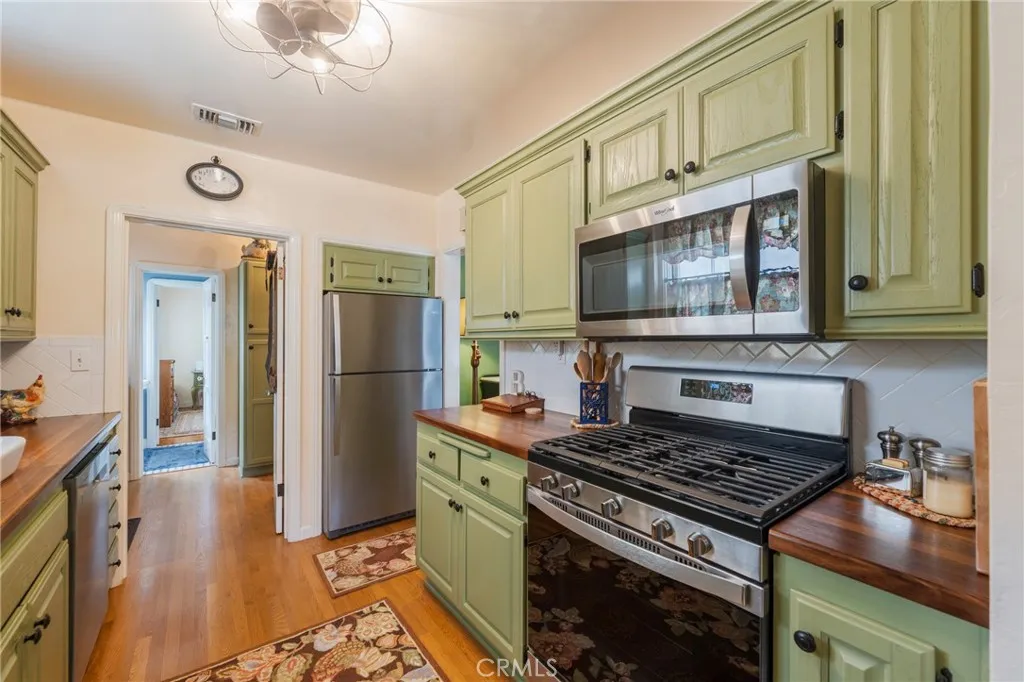 Additional image 23 of 331 N Pine Ave, Anaheim, CA 92805