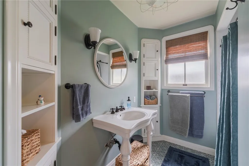 Additional image 34 of 331 N Pine Ave, Anaheim, CA 92805