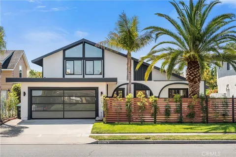 587 Pierpont Drive, Costa Mesa, CA MLS: OC25079214