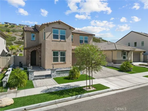 28600 Foothill Way, Saugus, CA MLS: SR25106483
