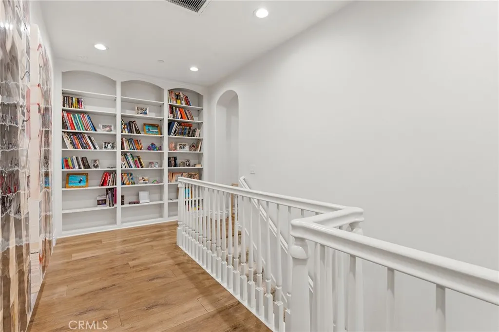 Additional image 82 of 26962 Alsace Dr, Calabasas, CA 91302