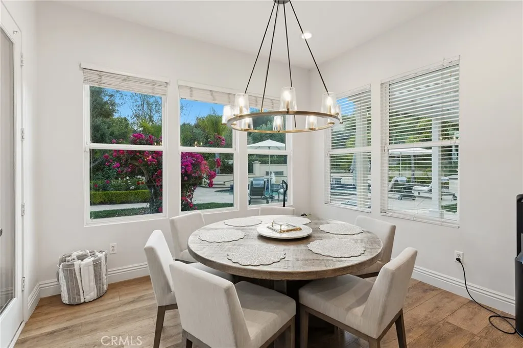 Additional image 69 of 26962 Alsace Dr, Calabasas, CA 91302