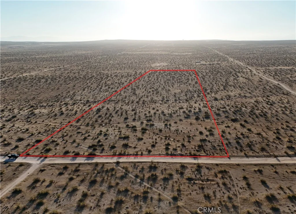 210th Street E, Lancaster, CA 93535 photo 2