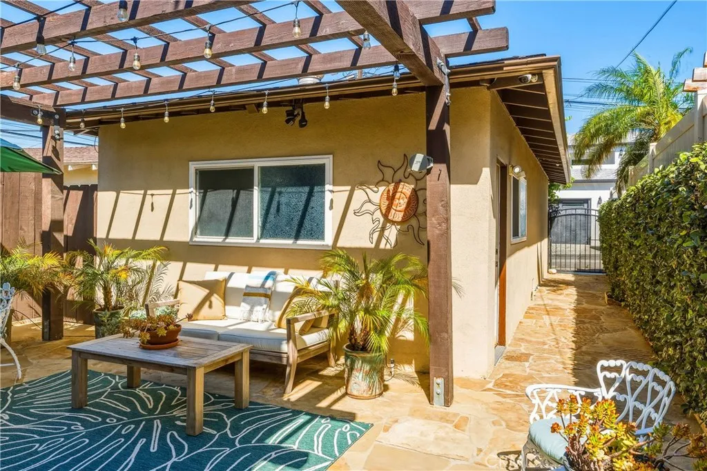 Additional image 106 of 24214 Los Codona Avenue, Torrance, CA 90505