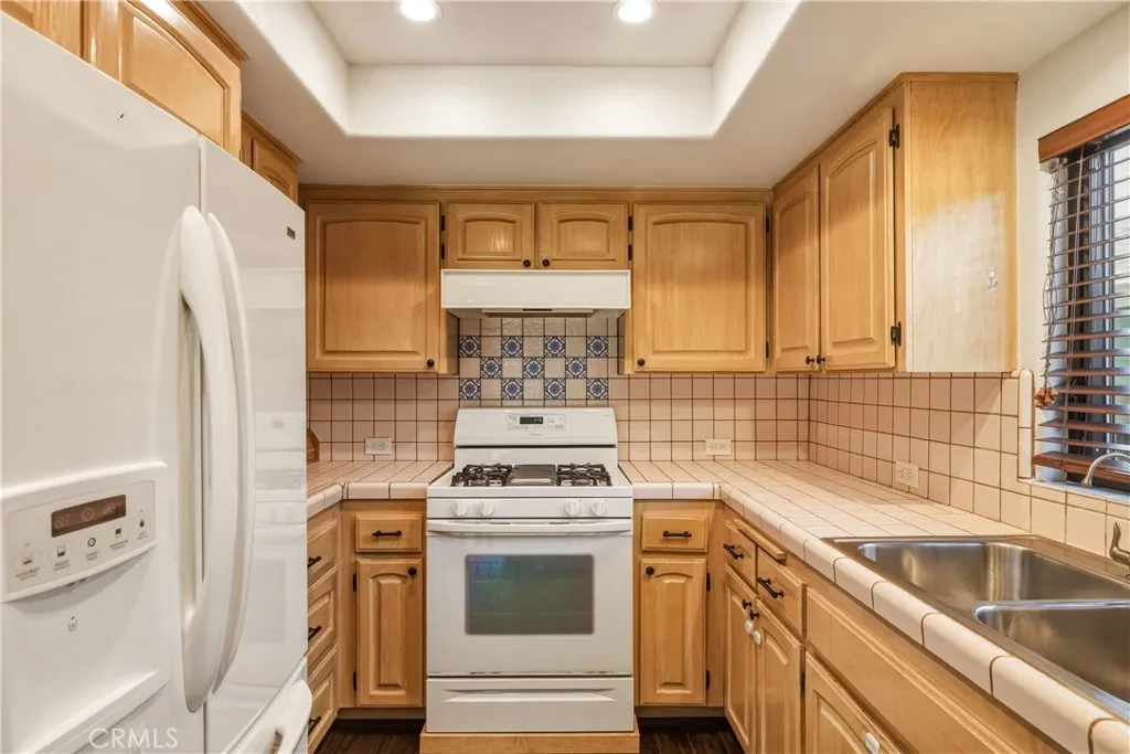 Additional image 27 of 24214 Los Codona Avenue, Torrance, CA 90505