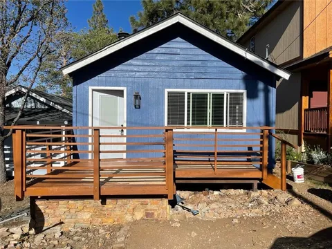 Property image for 871 Maple Lane, Sugarloaf, CA 92386