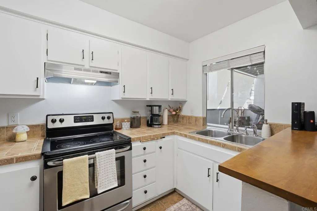 Additional image 7 of 1385 Caminito Gabaldon Unit E, San Diego, CA 92108