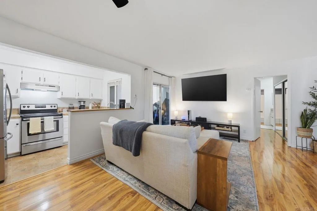 Additional image 30 of 1385 Caminito Gabaldon Unit E, San Diego, CA 92108