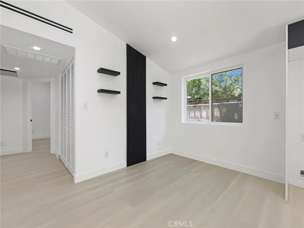 Additional image 27 of 20528 Hamlin Street, Winnetka, CA 91306