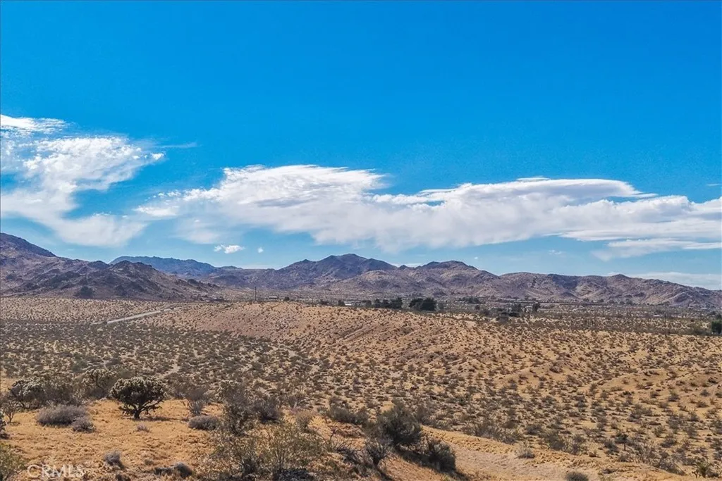 Additional image 28 of 56666 Lowe Avenue, Yucca Valley, CA 92284
