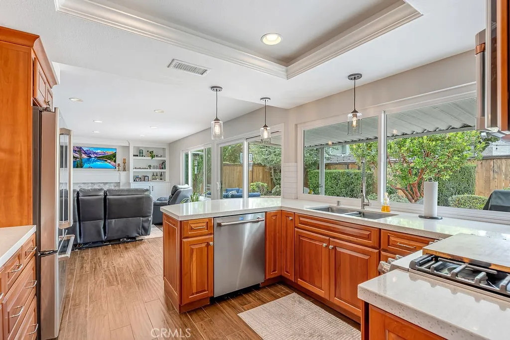 Additional image 16 of 6901 Spickard Dr, Huntington Beach, CA 92647