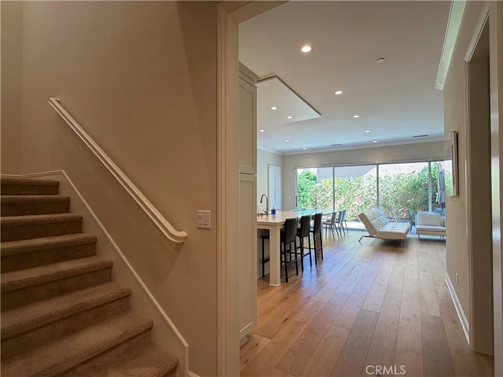116 Rotunda, Irvine, CA 92620 photo 5