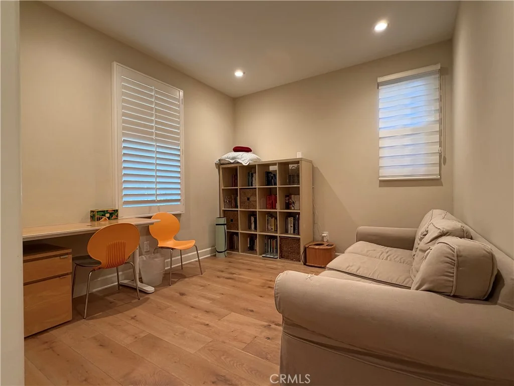 116 Rotunda, Irvine, CA 92620 photo 4