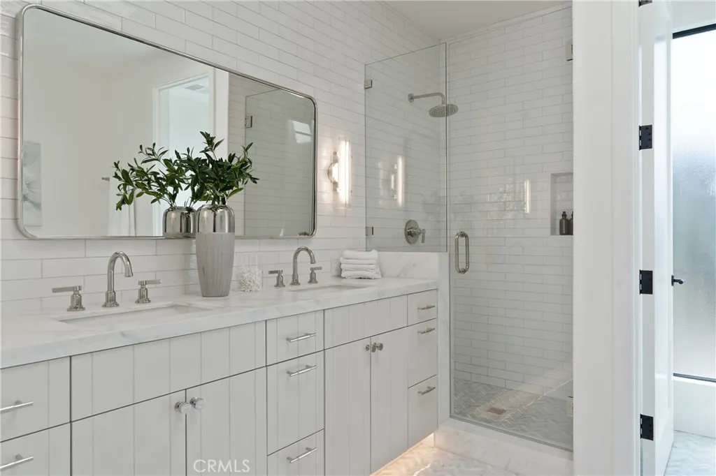 Additional image 105 of 11825 Tennessee Avenue, Los Angeles, CA 90064