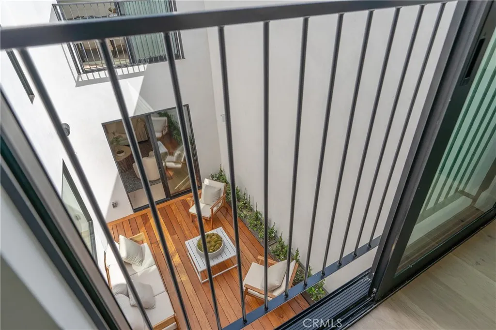 Additional image 103 of 11825 Tennessee Avenue, Los Angeles, CA 90064