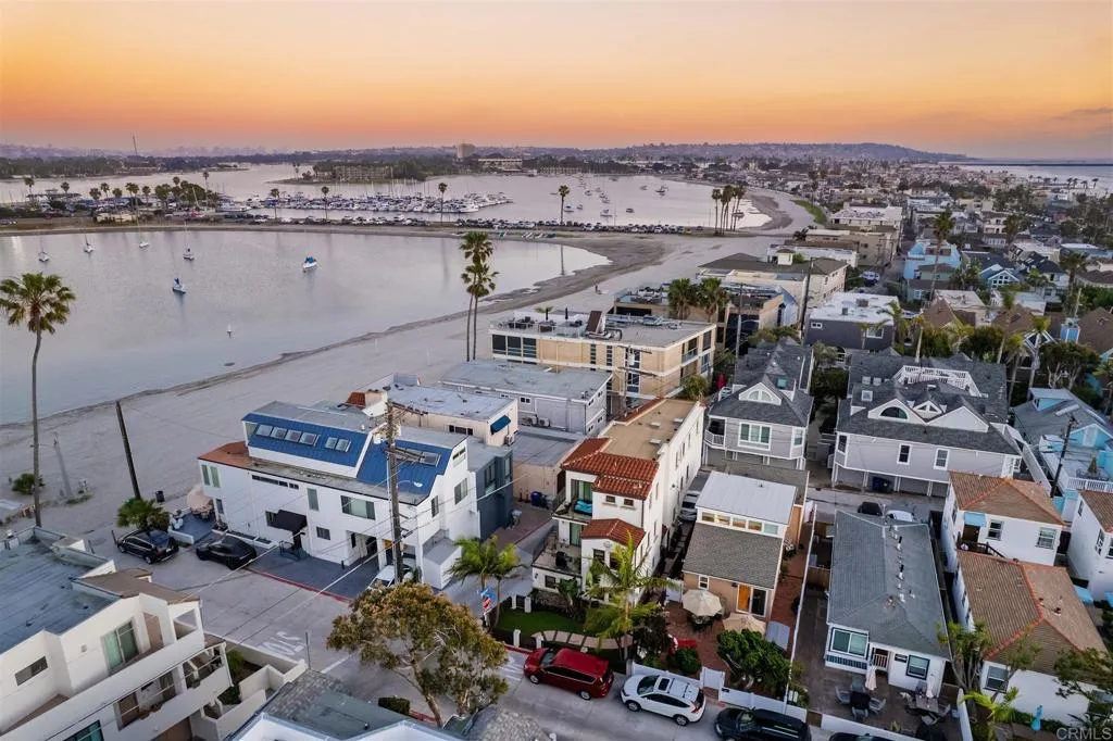 Additional image 33 of 821 San Juan Place, San Diego, CA 92109