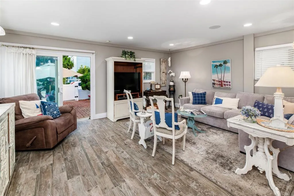 Additional image 9 of 821 San Juan Place, San Diego, CA 92109