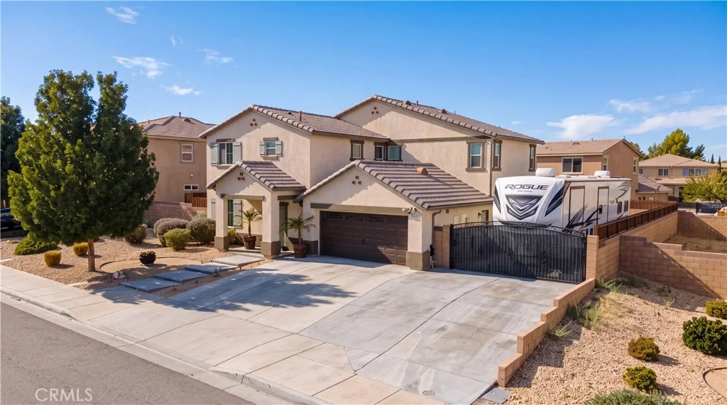 44125 Sierra Vista Dr, Lancaster, CA 93536