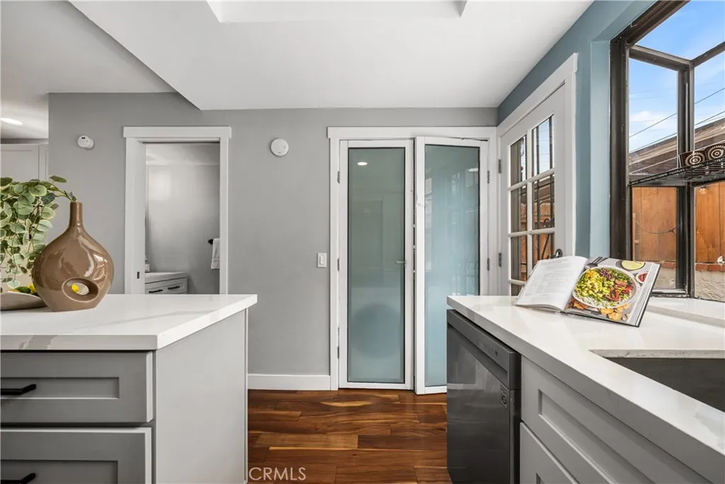 Additional image 86 of 2061 Chatsworth Blvd Unit 5, San Diego, CA 92107