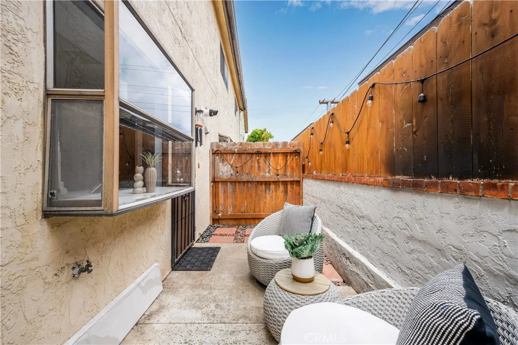 Additional image 118 of 2061 Chatsworth Blvd Unit 5, San Diego, CA 92107