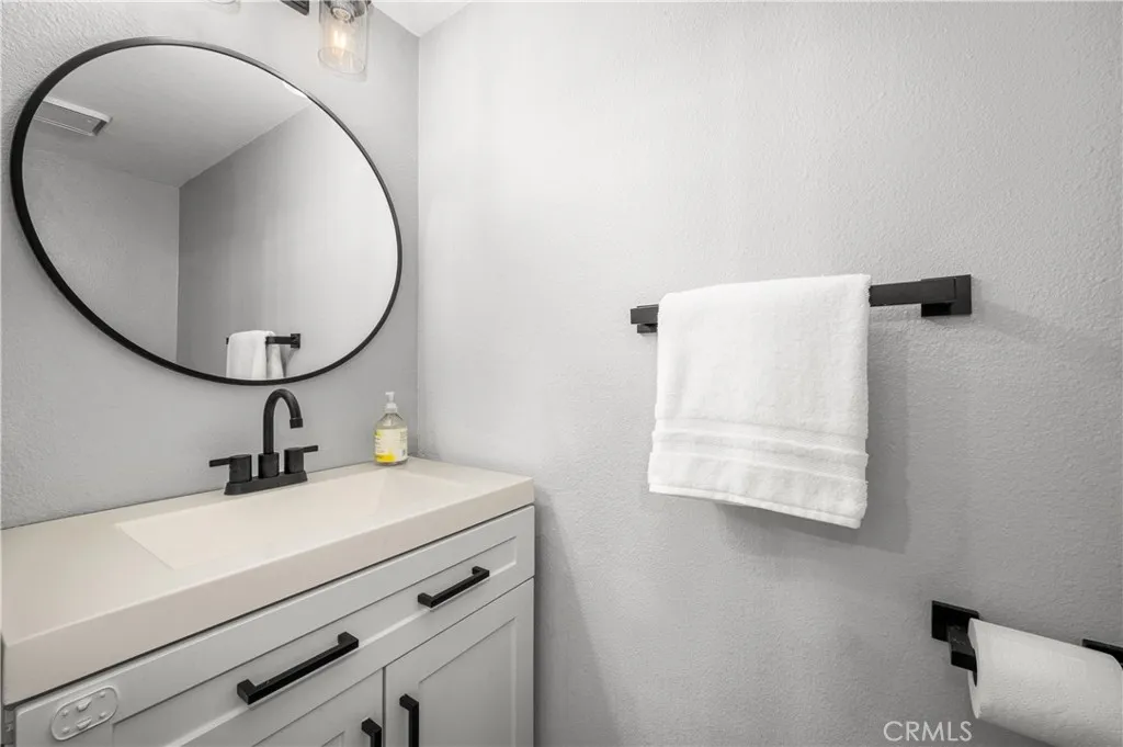 Additional image 33 of 2061 Chatsworth Blvd Unit 5, San Diego, CA 92107