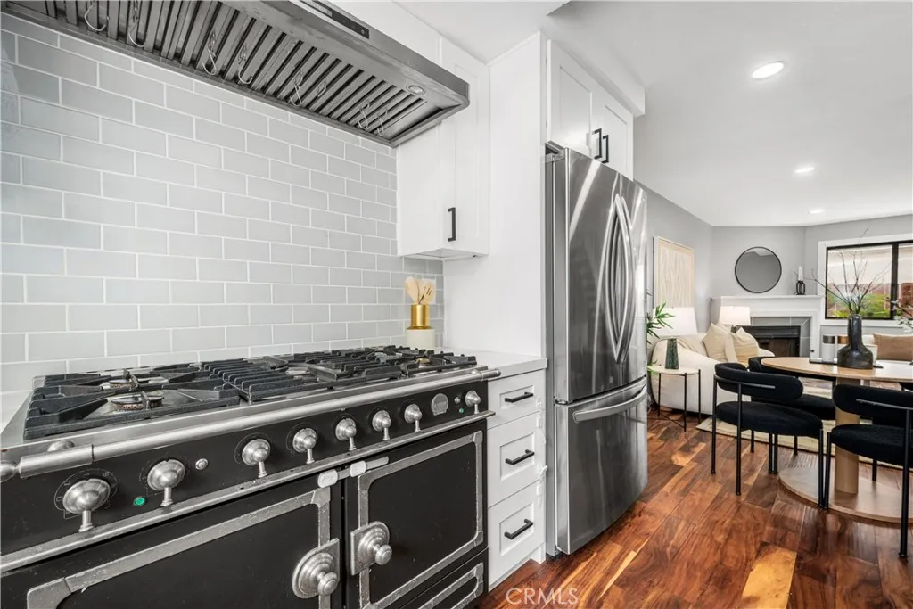 Additional image 29 of 2061 Chatsworth Blvd Unit 5, San Diego, CA 92107